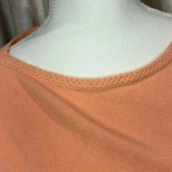 SIONI MILANO LONG SLEEVE CORAL SWEATER WITH FLUTTER LEAF DETAIL - Picture 4 of 7